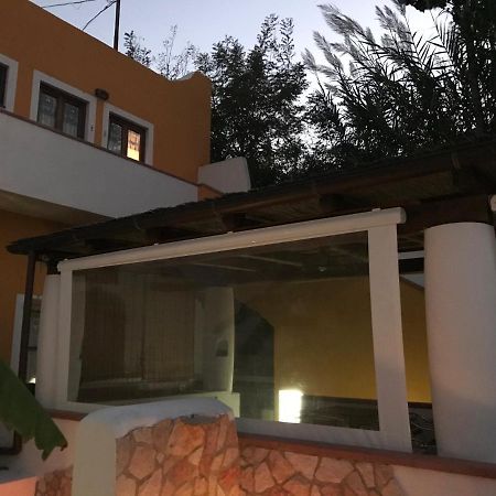 B&B La Goletta Di Salina Санта-Маріна-Саліна Екстер'єр фото