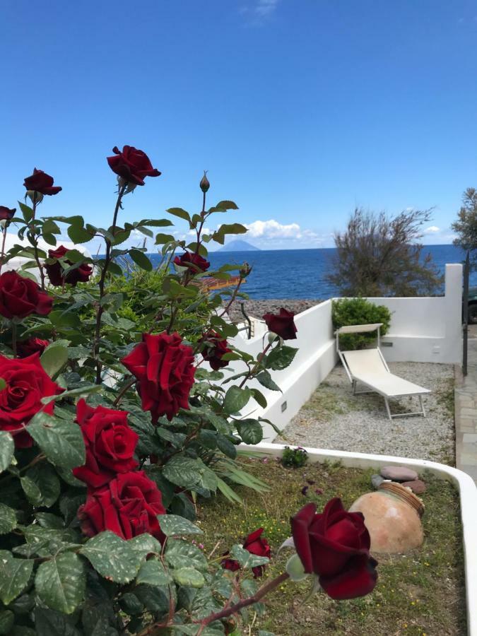 B&B La Goletta Di Salina Санта-Маріна-Саліна Екстер'єр фото