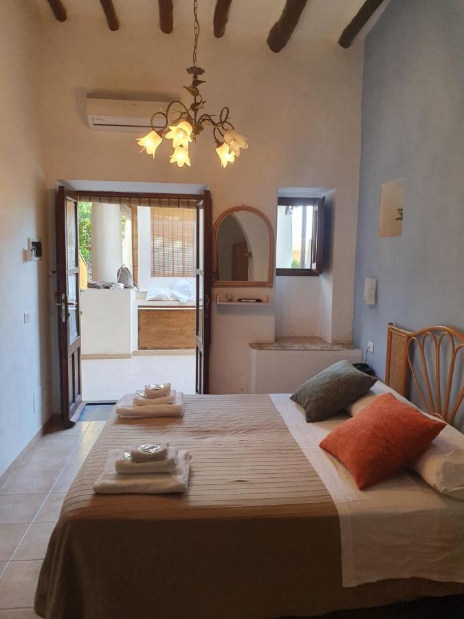 B&B La Goletta Di Salina Санта-Маріна-Саліна Екстер'єр фото