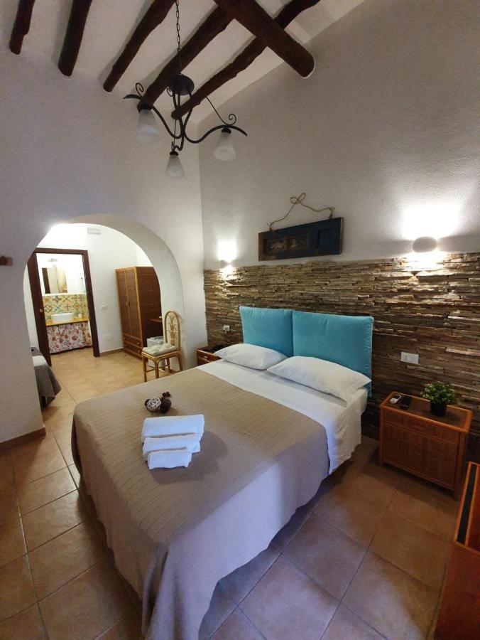 B&B La Goletta Di Salina Санта-Маріна-Саліна Екстер'єр фото